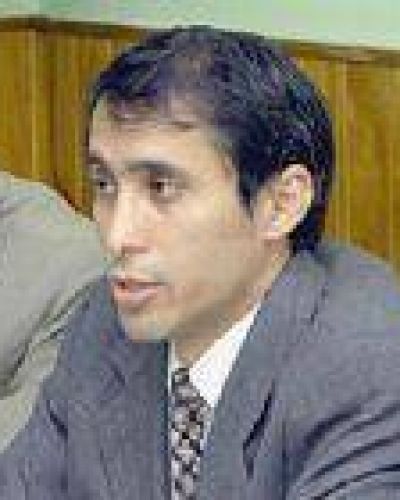 Paredes Urquiza: La reforma pol�tica y judicial terminar� en una gran farsa