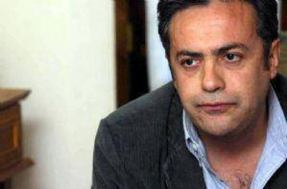 Cornejo y el Tomba negaron tener relaci�n con la silbatina a Jaque