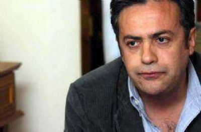 Cornejo y el Tomba negaron tener relaci�n con la silbatina a Jaque