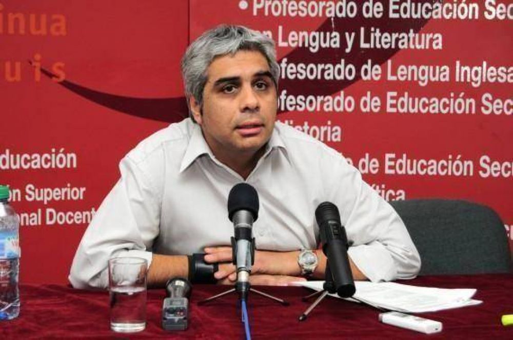 Capacitaciones destinadas a docentes del nivel primario y secundario