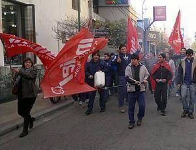 Contin�an los reclamos de Indiel