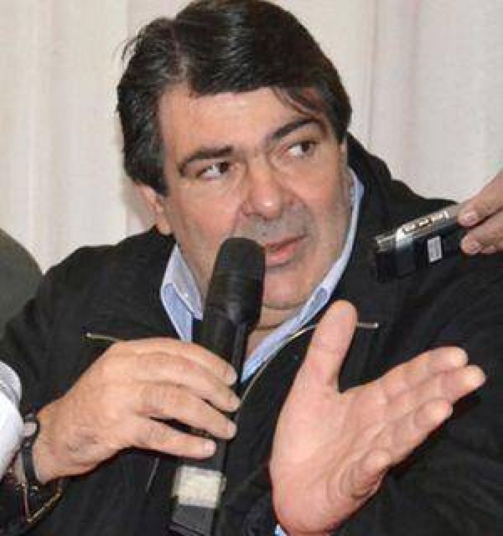 Carim Peche sostiene que el pueblo y los productores tendr�n que pagar la obra