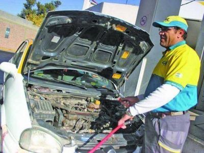 Aumento del GNC: estacioneros no podr�n cumplir con sus empleados
