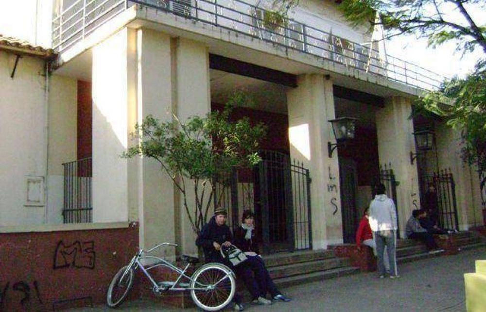 Aseguran la continuidad del profesorado de psicolog�a