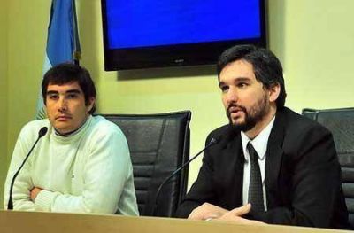�En cuatro a�os se crearon 16 mil puestos en el sector privado� 