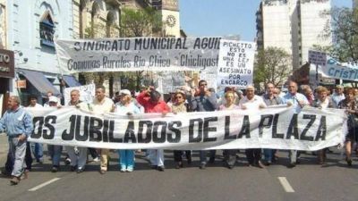  Sin respuestas del Gobierno, jubilados realizan su �Marcha por la Dignidad�