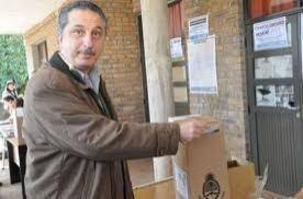 Voto a los 16: Passalacqua �absolutamente de acuerdo�