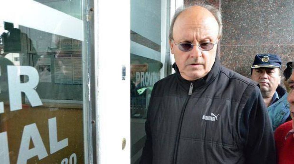 �No podemos esperar que la ciudad se siga inundando con usurpaciones�