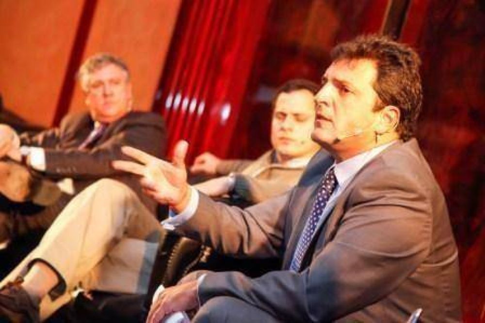Sergio Massa particip� de la XVIII Jornada Nacional de Articulaci�n P�blico-Privada