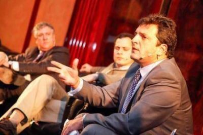 Sergio Massa particip� de la XVIII Jornada Nacional de Articulaci�n P�blico-Privada