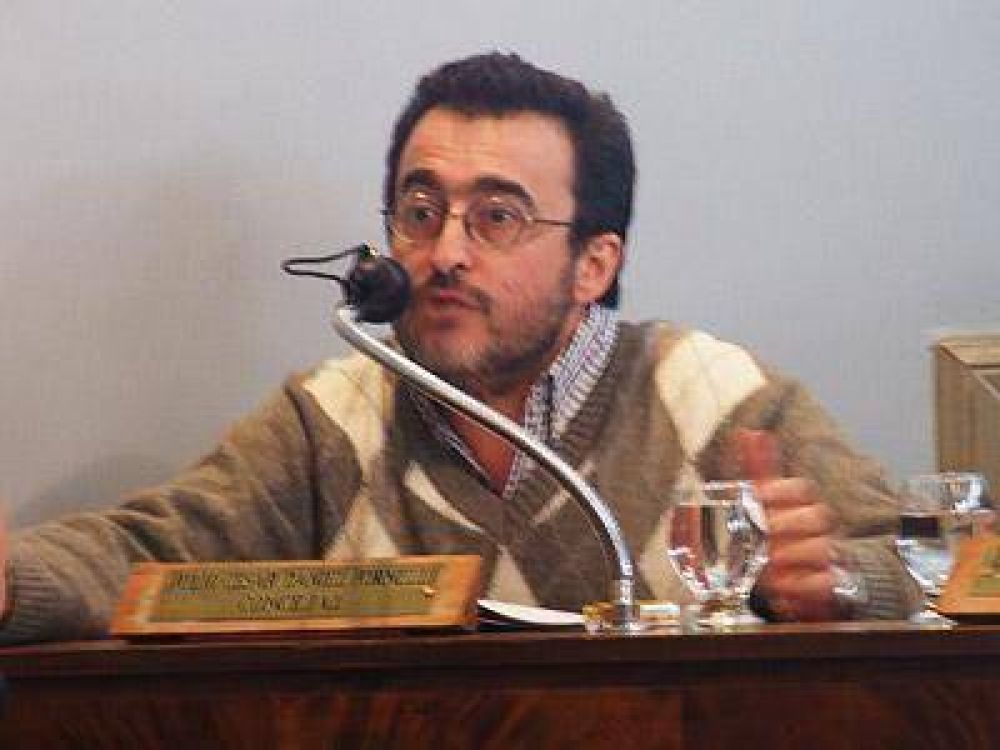 LOMAS: Fornelli: �No se plantea que vuelvan las gr�as�
