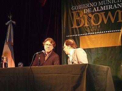 BROWN: En Adrogu�, Giustozzi y Forster disertaron sobre pensamiento nacional