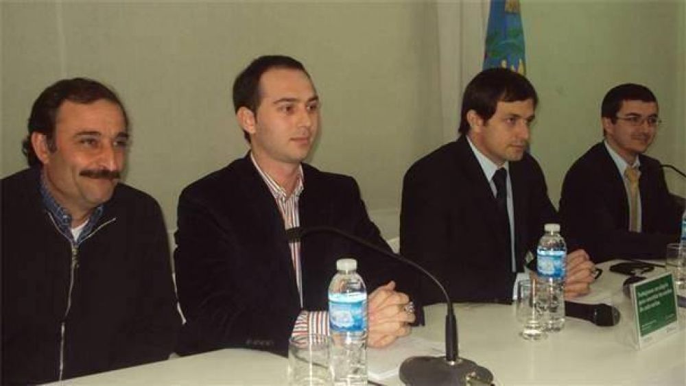 Bucca empe�� su palabra en el establecimiento de un plan h�drico