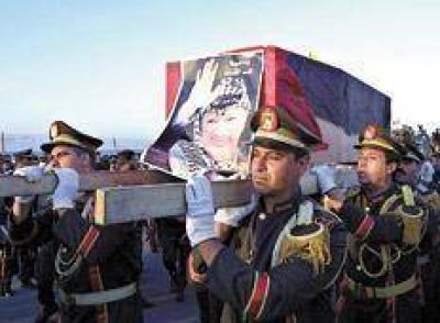 Investigan c�mo fue la muerte de Arafat