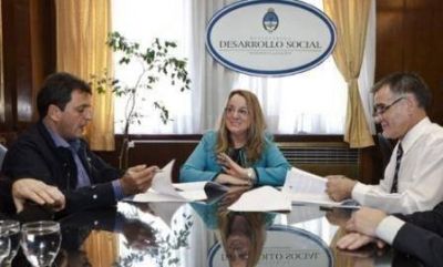 Alicia Kirchner recibi� a Sergio Massa para ampliar el convenio de cooperaci�n con municipio de Tigre 