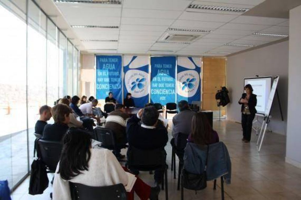 Contin�a la capacitaci�n al personal administrativo de San Luis Agua