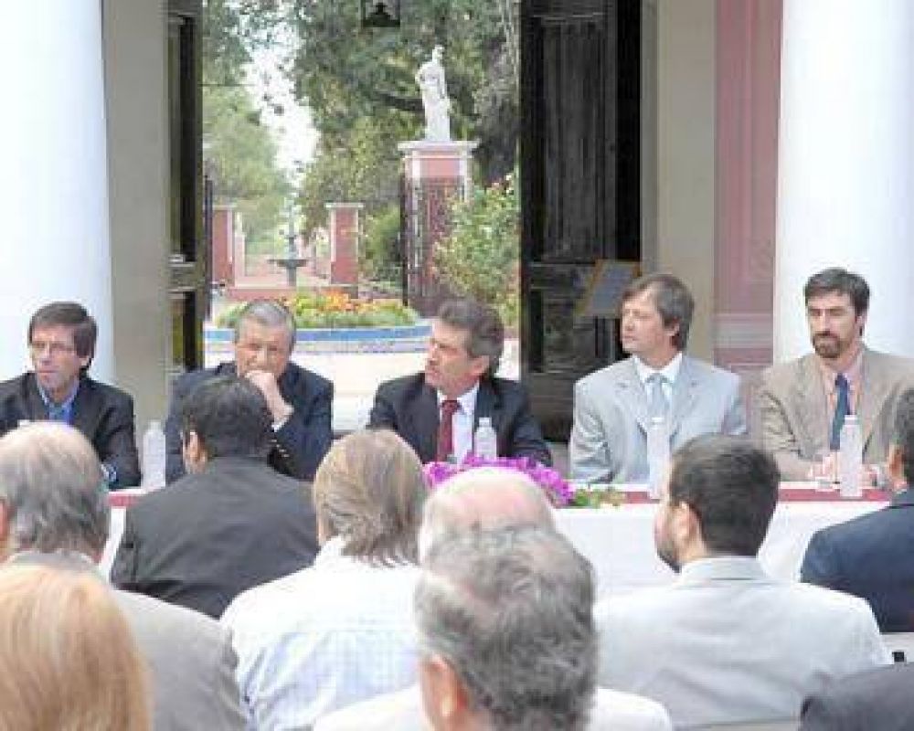 Licitar�n el Plan Maestro de Agua. Invertir�n 40 millones de pesos.