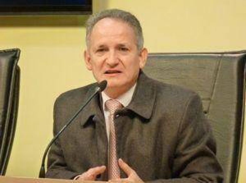 Francisco Romero pidi� no afectar el dictado de clases