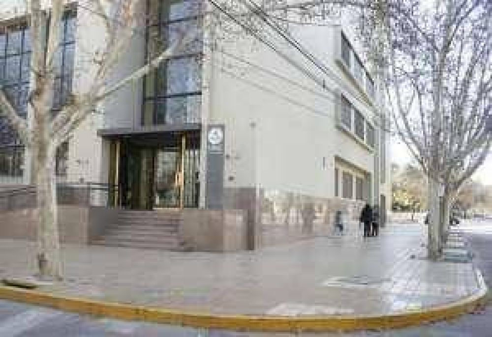 La oferta educativa de la UNSJ, hasta en la calle