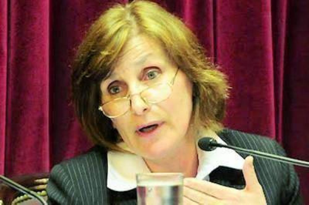 La senadora Di Perna quiere un tren patag�nico
