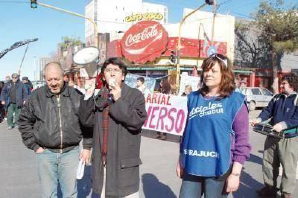 Estatales marcharon unidos por reivindicaciones salariales