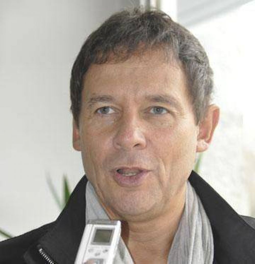Costa dijo no comprender la posici�n de los diputados