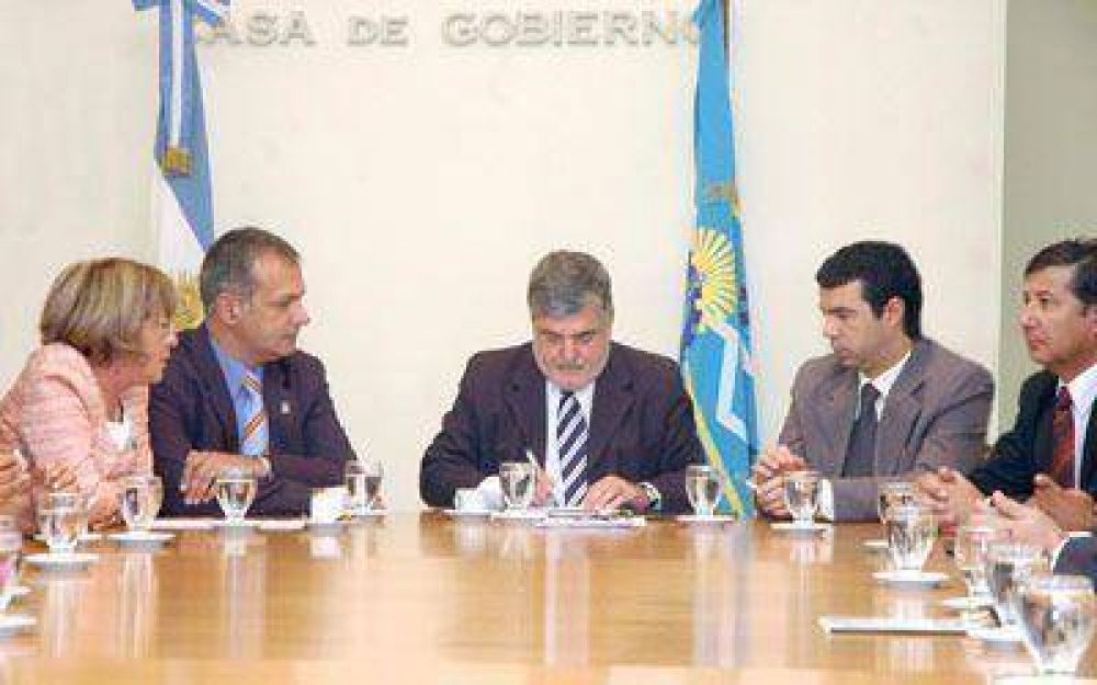 Dos a�os llevar� construir la nueva Escuela 707.