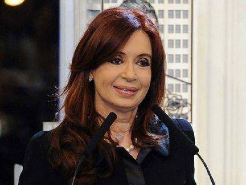 Cristina llega a Entre R�os para inaugurar 78 kil�metros de la autov�a de la ruta 14