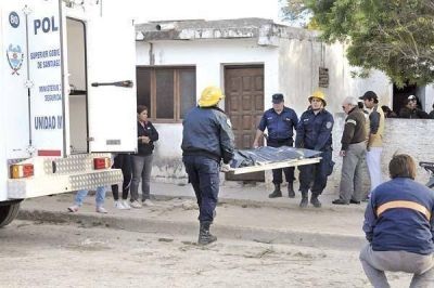 Conmoci�n: un joven de 19 a�os se suicid� colg�ndose de un �rbol en su casa