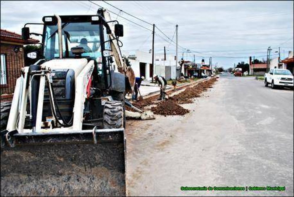 Desde septiembre los barrios Municipales, Los Robles, Novios y Abuelos tendr�n cloacas