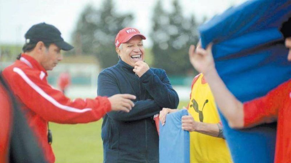 Con el Tolo Gallego,volvi� la alegr�a en Avellaneda