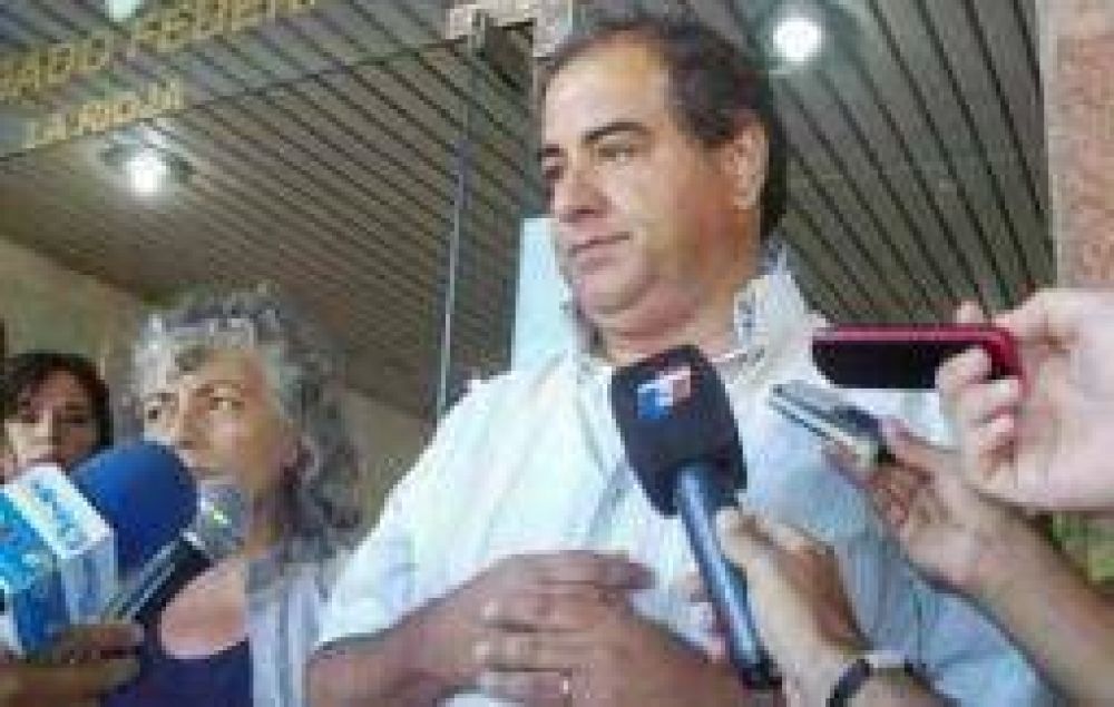 Julio Mart�nez: �Beder buscar� perpetuarse en el poder�