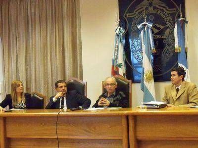 La UNLaR firm� convenio con el INADI