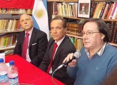 Giustiniani present� su libro sobre Alfredo Palacios en Vicente L�pez