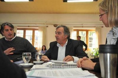  Concejales prorrogaron suspensi�n a Mazzaglia