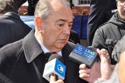  �Borthiry dice que la culpa la tiene el gobierno, entonces se lo imputa al jefe de su l�nea�
