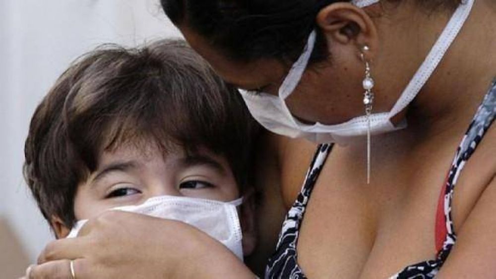  Ya son ocho los muertos por gripe A, aunque el Gobierno confirm� s�lo cinco