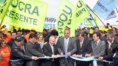 Buzzi valor� que �nos podamos integrar plenamente al pa�s�