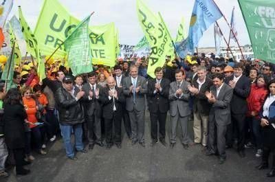 La doble trocha que une Madryn con Trelew qued� oficialmente inaugurada