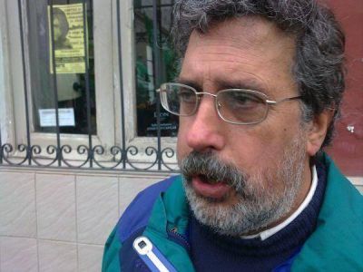 Acosta sobre el nuevo salario m�nimo vital y m�vil: �esto es una cachetada y una falta de respeto a los trabajadores�