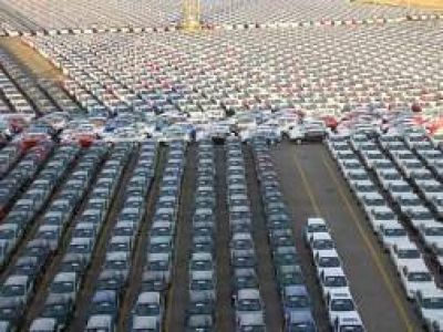 Trabas a las importaciones: 40 mil autos frenados en el puerto de Z�rate