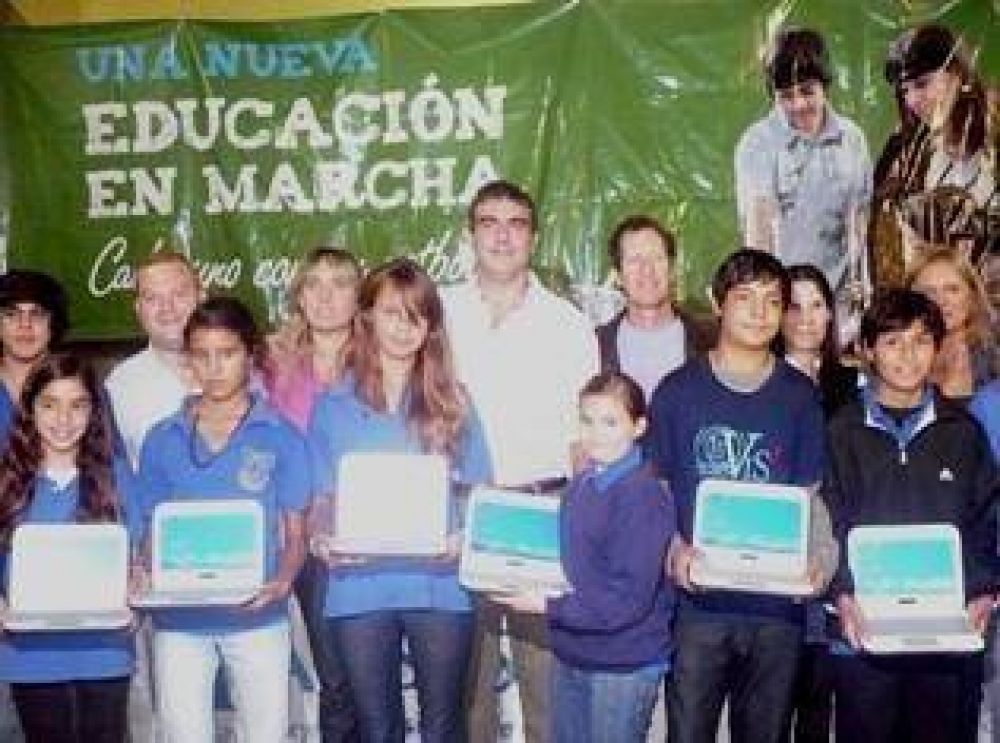 �La entrega de netbooks tendr� que ver?