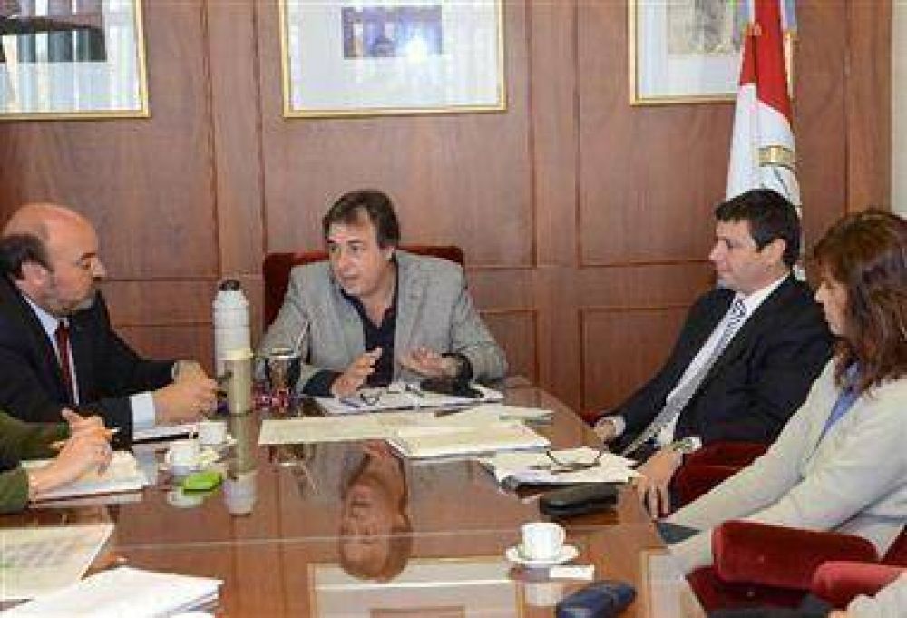 Prometieron sacar 600 lotes y otra planta de �smosis inversa