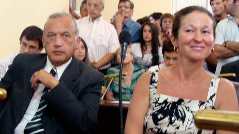 Concejal radical vot� contra su bloque y le facilit� $5.500.000 al oficialismo	