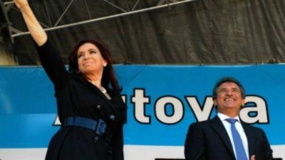 Urribarri a Cristina: "Esta provincia es leal a usted, sin dobleces ni especulaciones"
