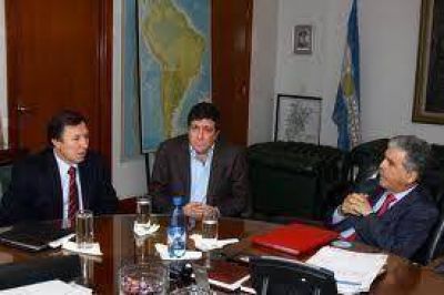 Bevilacqua recibir� el lunes el dinero para la pavimentaci�n de 50 cuadras de manos de De Vido