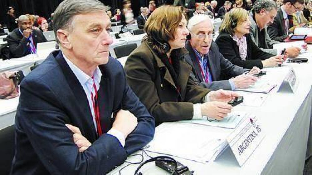 A Binner no le parece mal, pero propone una consulta popular 