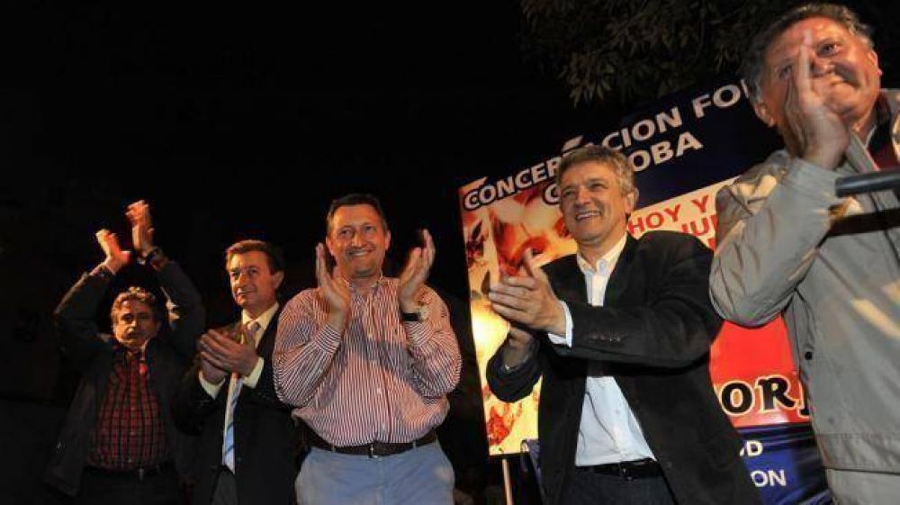 Giacomino critic� al gobernador y a Mestre en un acto kirchnerista