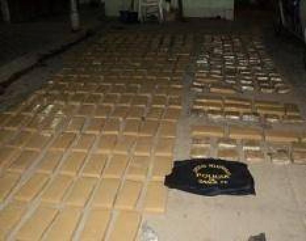 Secuestraron 267 kilos de marihuana en Tostado