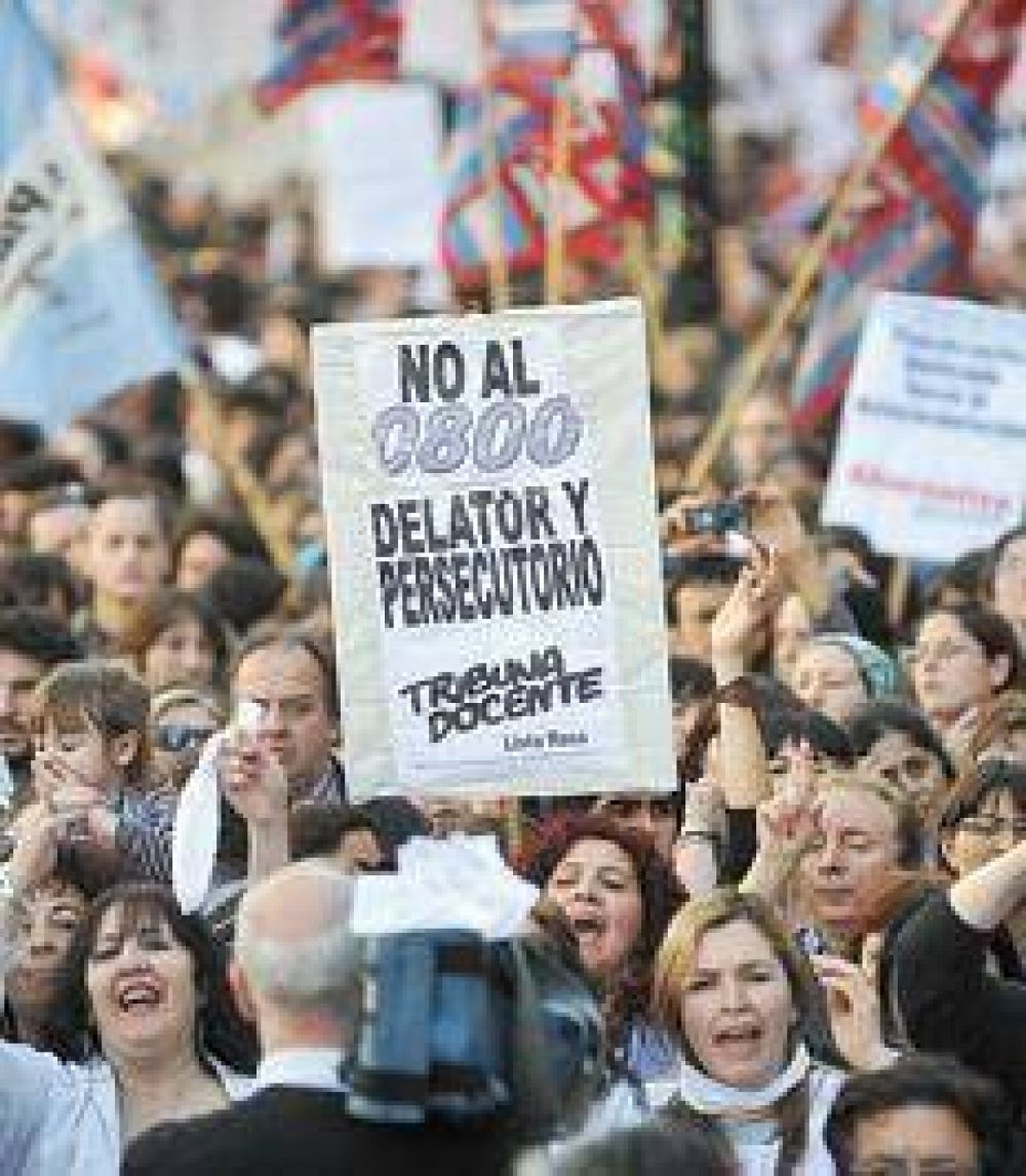 �Macri nos est� persiguiendo ideol�gicamente�